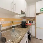 New Bright And Cozy In Graca Apartman
