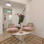 New Bright And Cozy In Graca Lisboa