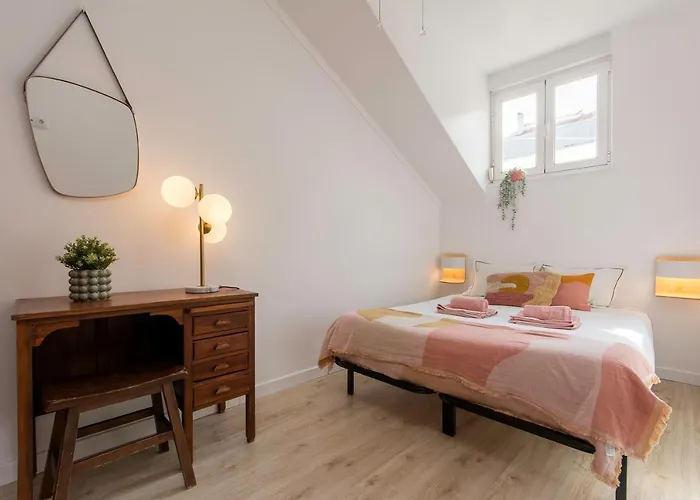 New Bright And Cozy In Graca * Lisboa