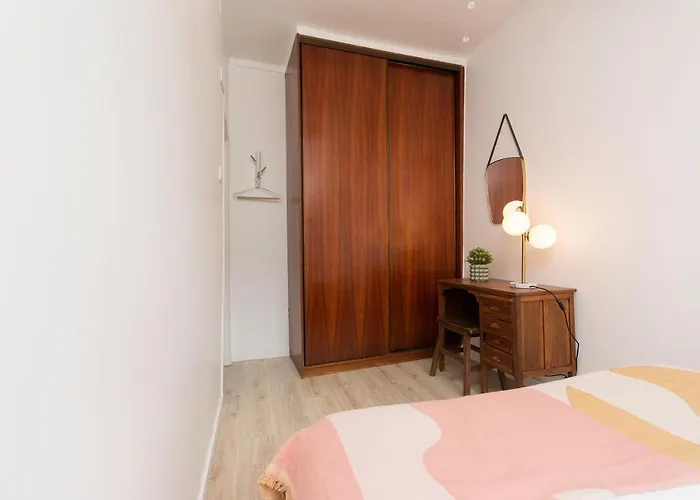 Apartamento New Bright And Cozy In Graca *